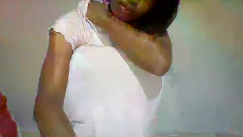 Snapshot of mimisexy295320 chatting on 01-15-25, 06:54 mimisexy295320 online show from 01-15-25, 06:54
