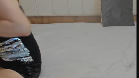 mimixo99 online show from 10-30-25, 09:04