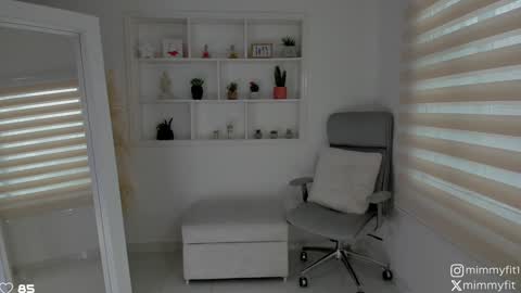 mimmyfit1 online show from 12-03-24, 07:33