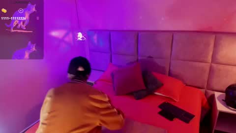 Minji online show from 02-10-25, 12:18