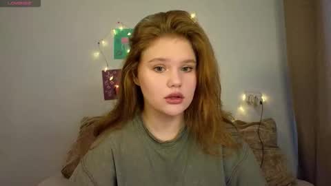 Snapshot of mina27372 chatting on 03-18-26, 02:04 hi Im Mina online show from 03-18-26, 02:04