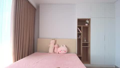 Mina online show from 05-03-26, 02:28