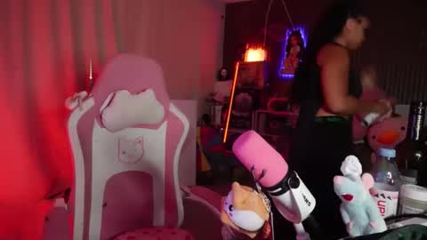 Snapshot of minamariebaby chatting on 04-15-26, 07:58 MINA online show from 04-15-26, 07:58