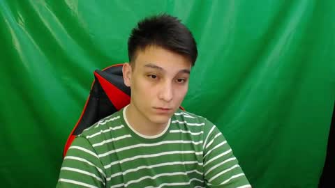 Snapshot of minato_kono chatting on 10-14-25, 04:19 minato_kono online show from 10-14-25, 04:19