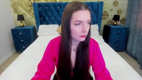 minchelskatrina online show from 05-12-26, 08:44
