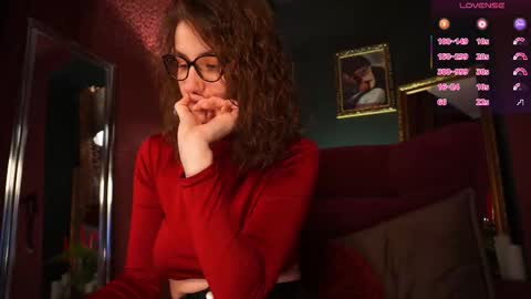 Frances  Next streams Thu Fri Sat 8am -  4pm GMT3 online show from 12-14-25, 06:19