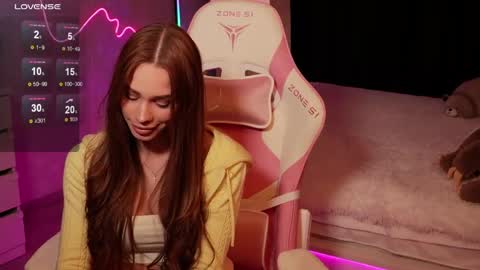 Emily online show from 05-18-26, 04:07