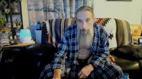 Snapshot of mindphuk chatting on 01-10-25, 01:42 mindphuk online show from 01-10-25, 01:42