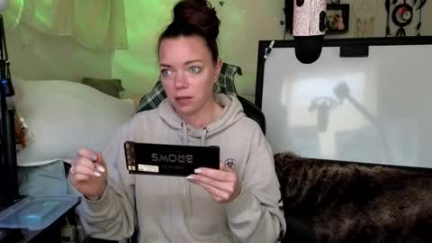 Snapshot of mindymars chatting on 03-04-26, 01:50 Mindy Mars online show from 03-04-26, 01:50