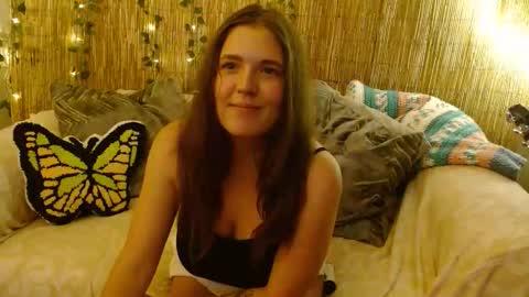 Mindy online show from 10-21-25, 07:09