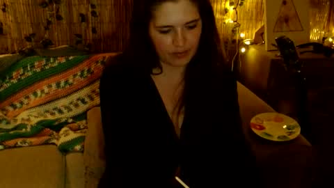 Mindy online show from 12-22-25, 10:45