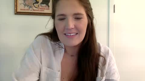Mindy online show from 05-18-26, 09:42