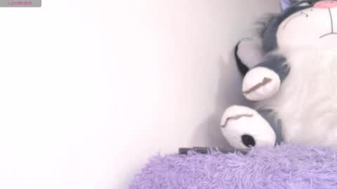 Snapshot of minene_mikami chatting on 10-11-25, 02:04 minene_mikami online show from 10-11-25, 02:04