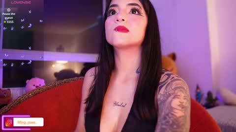 My name is Fer Nice to meet you  give it a thumbs up please its important online show from 10-08-25, 05:05