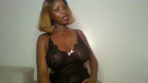 STRAWBERRY online show from 04-25-26, 08:50