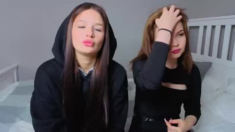 KarinaLeila online show from 10-15-25, 06:13