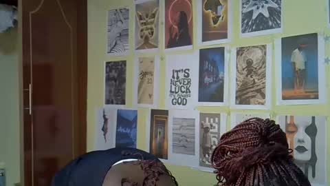 mini_karee online show from 03-20-26, 08:52