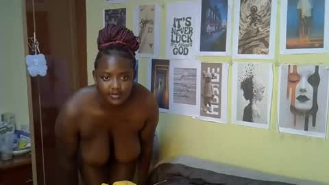 mini_karee online show from 03-30-26, 08:37