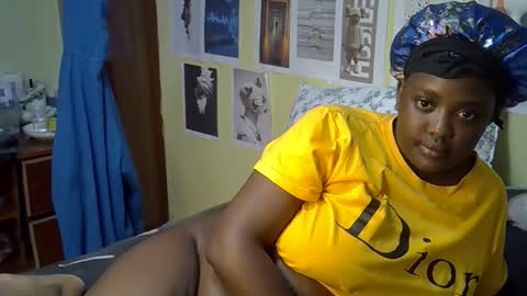 mini_karee online show from 03-31-26, 01:40