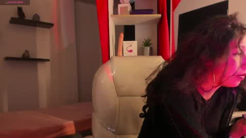 miniadelf online show from 05-09-26, 03:39