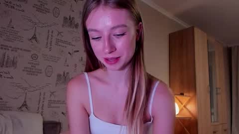 Amelia online show from 11-17-25, 10:59