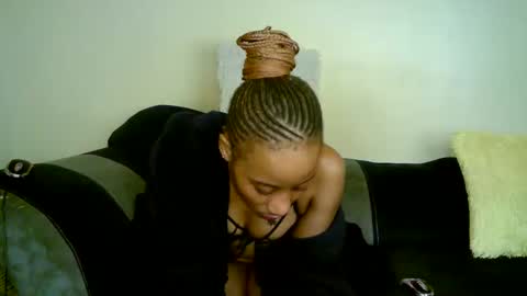 minieme001 online show from 03-14-26, 06:57