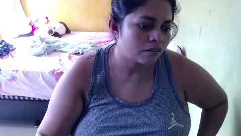 Snapshot of minnie_bbw69 chatting on 02-19-25, 05:06 Andrea online show from 02-19-25, 05:06