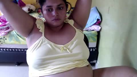 Snapshot of minnie_bbw69 chatting on 02-25-25, 02:33 Andrea online show from 02-25-25, 02:33