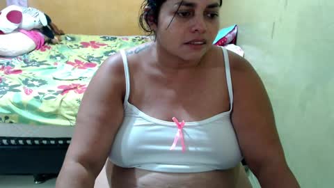 Snapshot of minnie_bbw69 chatting on 03-01-25, 12:50 Andrea online show from 03-01-25, 12:50