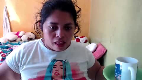 Snapshot of minnie_bbw69 chatting on 03-08-25, 02:51 Andrea online show from 03-08-25, 02:51