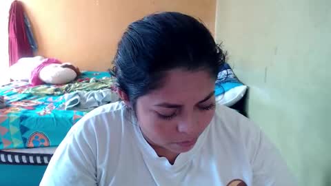 Snapshot of minnie_bbw69 chatting on 09-17-25, 08:10 Andrea online show from 09-17-25, 08:10