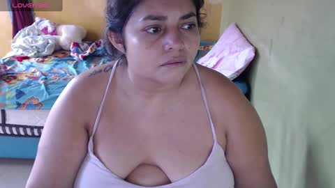 Snapshot of minnie_bbw69 chatting on 10-02-25, 11:39 Andrea online show from 10-02-25, 11:39