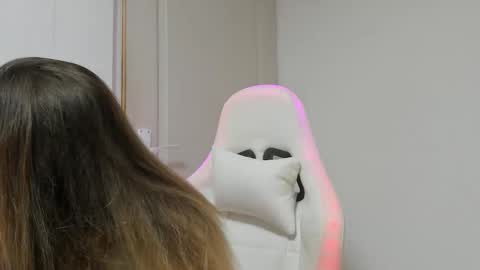 MIA online show from 09-19-25, 06:04