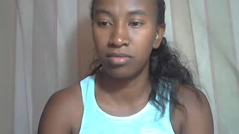 minouch211907 online show from 10-19-25, 09:54