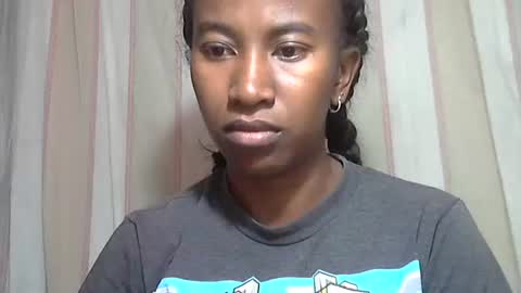 minouch211907 online show from 10-31-25, 04:57