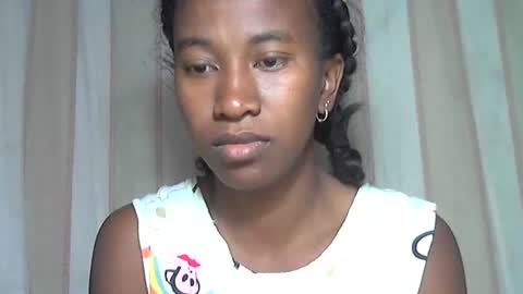 minouch211907 online show from 11-12-25, 02:45