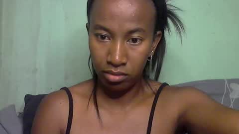 minouch211907 online show from 05-01-26, 12:59