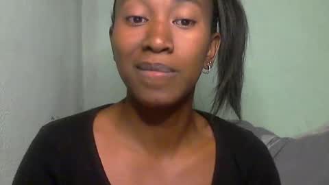 minouch211907 online show from 05-07-26, 01:11