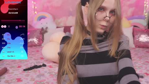 Vikki online show from 12-03-24, 04:47