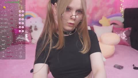 Vikki online show from 01-31-25, 07:18