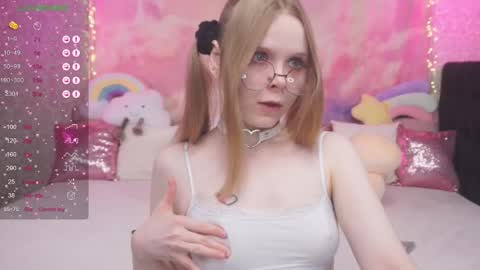 Vikki online show from 02-19-25, 06:44