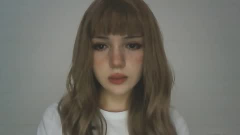 Snapshot of mira_doll chatting on 01-18-26, 08:29 Mira doll online show from 01-18-26, 08:29