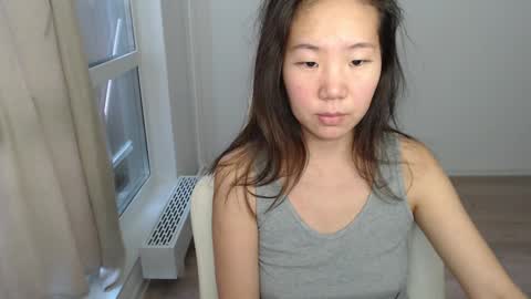 Snapshot of mira_g chatting on 02-13-25, 10:23 mira_g online show from 02-13-25, 10:23