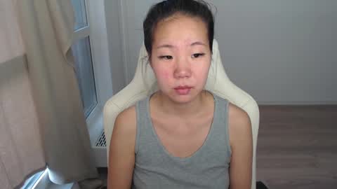 Snapshot of mira_g chatting on 03-04-25, 12:44 mira_g online show from 03-04-25, 12:44