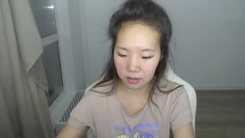Snapshot of mira_g chatting on 03-06-25, 04:28 mira_g online show from 03-06-25, 04:28