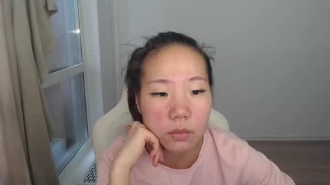 Snapshot of mira_g chatting on 03-10-25, 11:42 mira_g online show from 03-10-25, 11:42