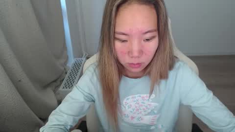 mira_g online show from 10-14-25, 06:36