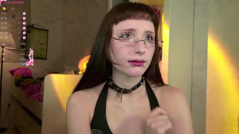 Snapshot of mira_jadee chatting on 04-05-26, 10:07 Mira online show from 04-05-26, 10:07