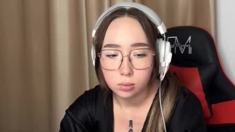 mira_light_ online show from 10-23-25, 03:33