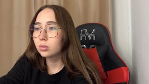 mira_light_ online show from 10-24-25, 03:19